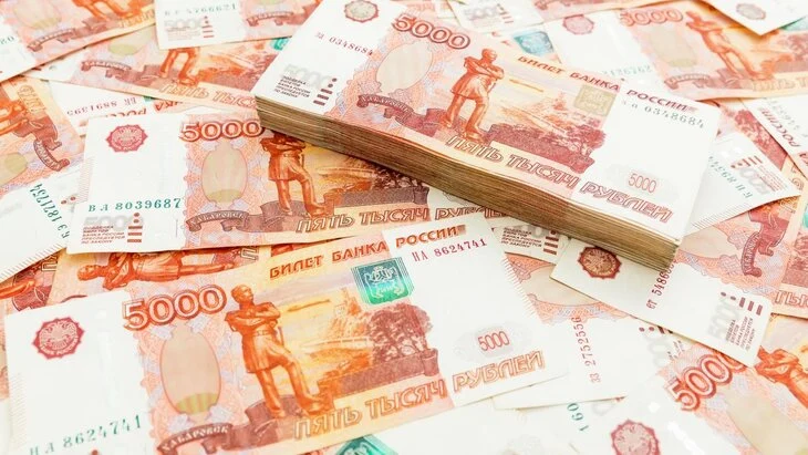 Финансист Родин порекомендовал россиянам положить 100 тысяч рублей на вклад
