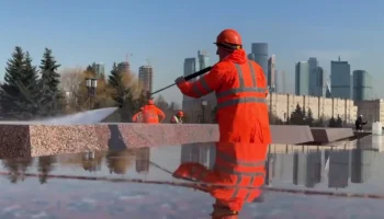 Началась промывка фонтанного комплекса «Годы войны» на Поклонной горе Началась промывка фонтанного комплекса «Годы войны» на Поклонной горе