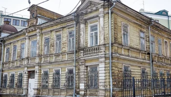 Дом &mdash; памятник деревянного зодчества в Денисовском переулке отреставрируют