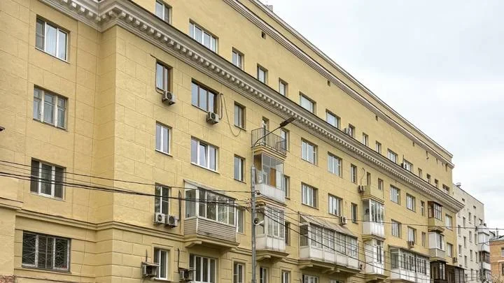 В районе Филевский парк проходит капитальный ремонт шестиэтажного дома, возведенного в 1937 году В районе Филевский парк проходит капитальный ремонт шестиэтажного дома, возведенного в 1937 году