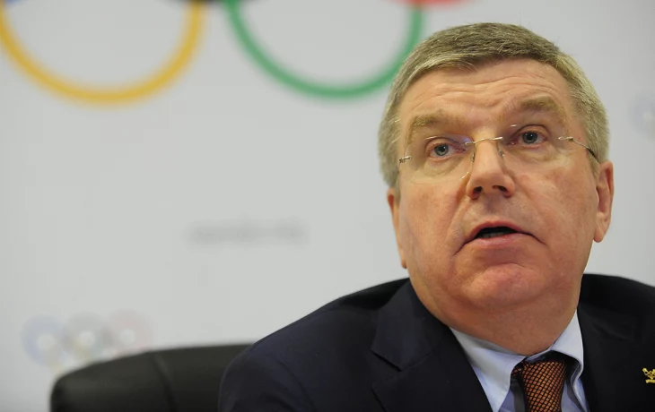 Глава МОК Бах объяснил решение допустить россиян и белорусов к Олимпиаде-2024
