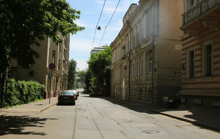 Староконюшенный переулок 8