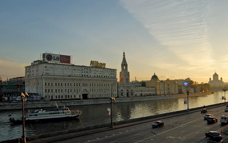 Софийская набережная 0