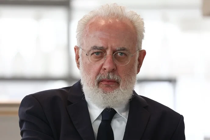 Франческо Бонами возглавил художественное руководство Дома культуры "ГЭС-2" Франческо Бонами возглавил художественное руководство Дома культуры "ГЭС-2"