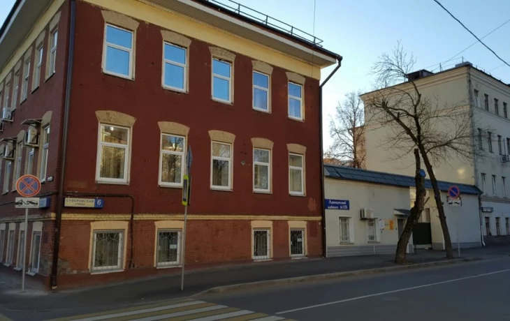 Суворовская улица 2