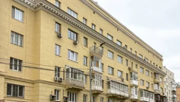 В районе Филевский парк проходит капитальный ремонт шестиэтажного дома, возведенного в 1937 году В районе Филевский парк проходит капитальный ремонт шестиэтажного дома, возведенного в 1937 году