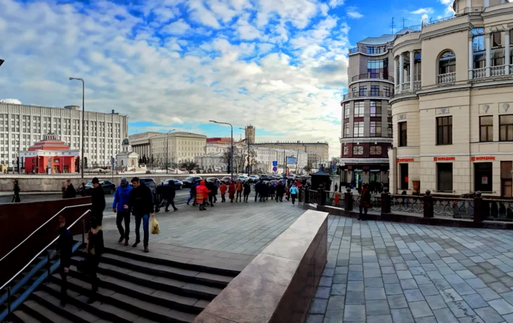 Арбатская площадь 4