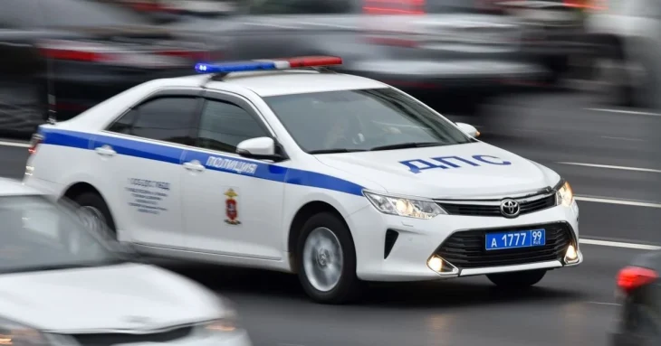 Движение затруднено после аварии на МКАД в районе Западного Дегунина Движение затруднено после аварии на МКАД в районе Западного Дегунина