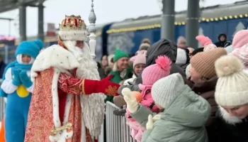 Дети, зарегистрированные в Великом Устюге, станут 'Внуками Деда Мороза'