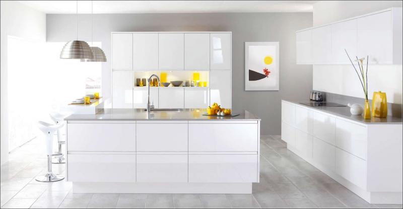 Дизайн белой кухни 8