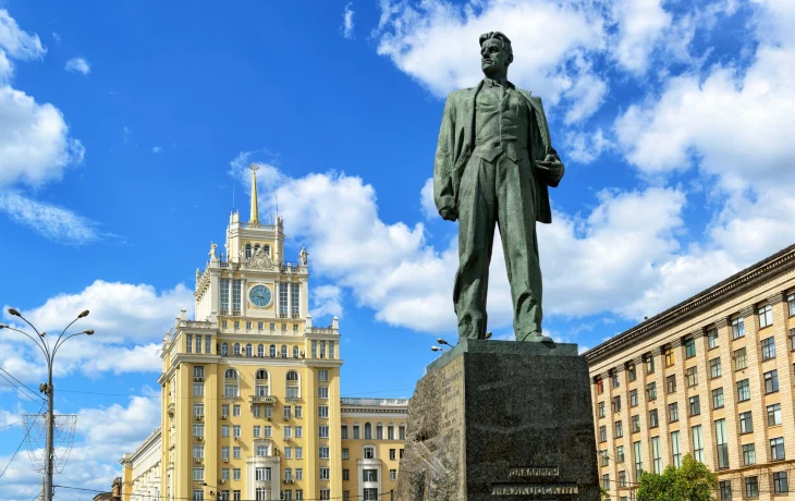 Памятник В.В. Маяковскому на Триумфальной площади