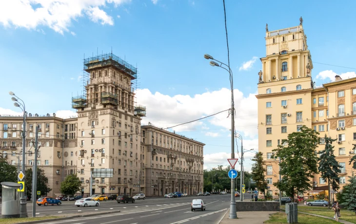 Ленинский проспект 4