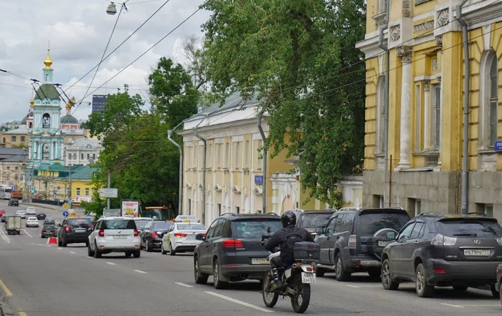 Яузская улица 1