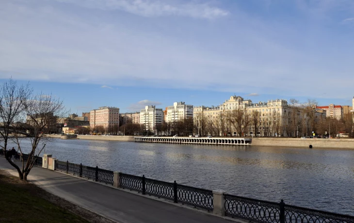 Дербеневская набережная 1