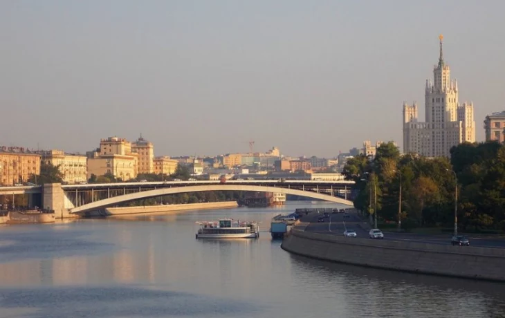 Краснохолмская набережная 2