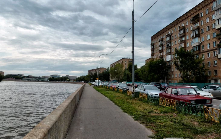 Дербеневская набережная 2