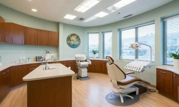 Здоровая улыбка начинается с правильного выбора: что важно знать о современных стоматологических клиниках