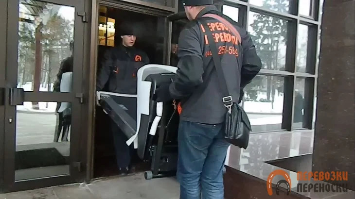 Перевозка беговых дорожек: как безопасно и легко перевезти беговую дорожку Перевозка беговых дорожек: как безопасно и легко перевезти беговую дорожку