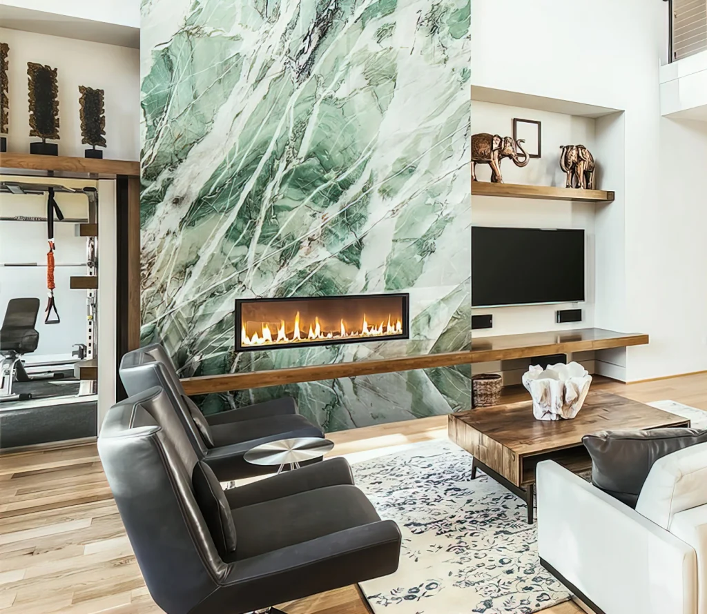 Стеновые панели из зеленого кварцита в квартире в Москве