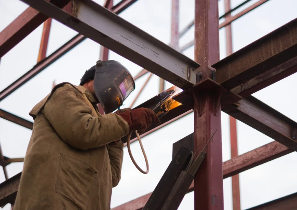 Сварка в строительстве и промышленности: области применения и требования