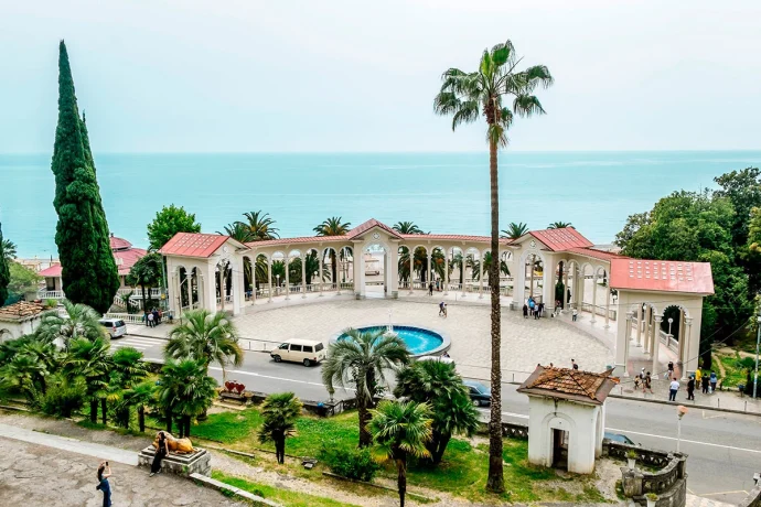 Абхазия: загадочная страна души у Черного моря Абхазия: загадочная страна души у Черного моря