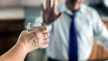 Кодирование от алкоголизма: эффективный метод избавления от зависимости Кодирование от алкоголизма: эффективный метод избавления от зависимости