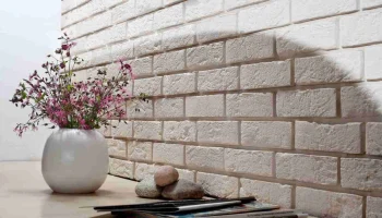 Использование декоративного кирпича в разных стилях интерьера