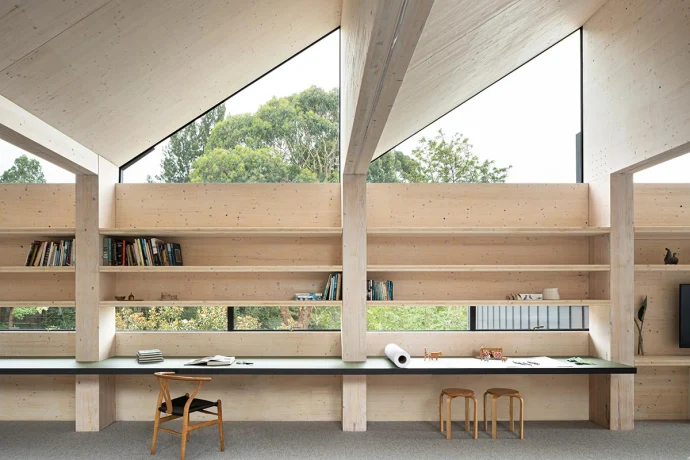 Дом из перекрестно-клееной древесины: современный взгляд на деревянное строительство