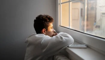 Почему нас пугает одиночество Почему нас пугает одиночество