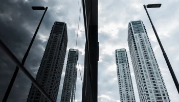 Цены на элитные квартиры Москвы повысились на 18% за год